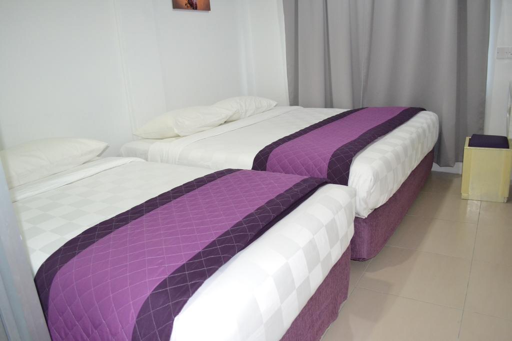 Lavender Hotel Teluk Intan Kamer foto