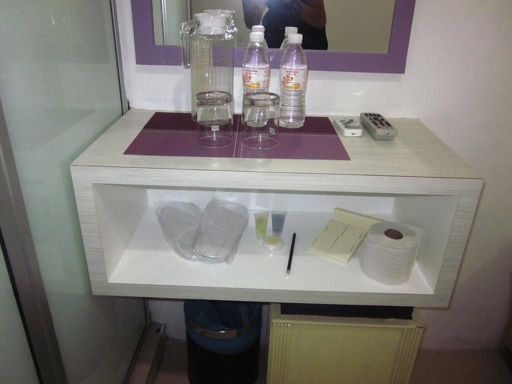 Lavender Hotel Teluk Intan Buitenkant foto
